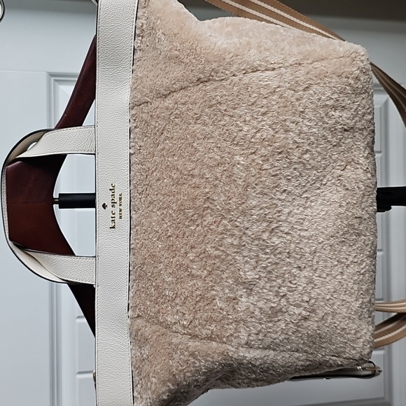 Kate Spade EUC Sherpa Satchel Coin Purse Adjustable Guitar Crossbody Strap - Picture 6 of 10